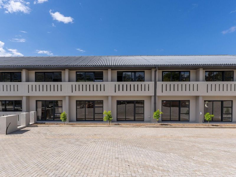 Apartment For Sale in Swellendam - Photo 2