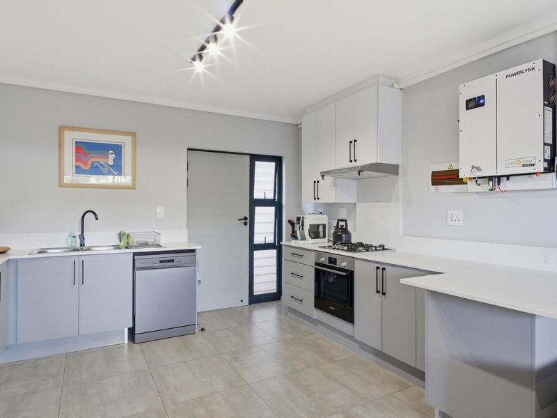 Nature at your Doorstep! - Photo 2