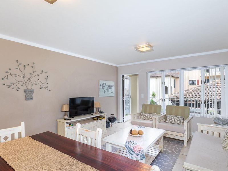 Ground Floor Comfort - Get your Foot in the Market - Photo 4