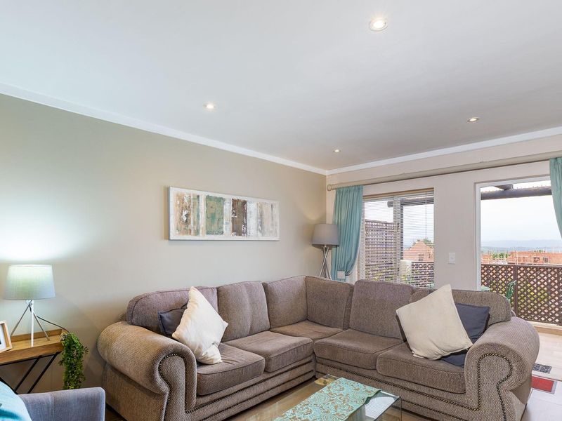 Sunrise to Sunset Views - Top Floor Bliss - Photo 8