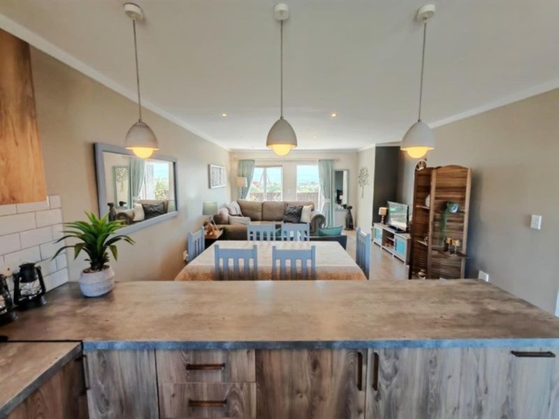 Sunrise to Sunset Views - Top Floor Bliss - Photo 3