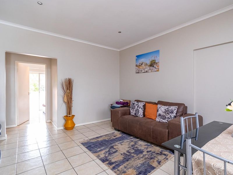 Blackheath’s Best Kept Secret - Dual Living + rental Income - Photo 3