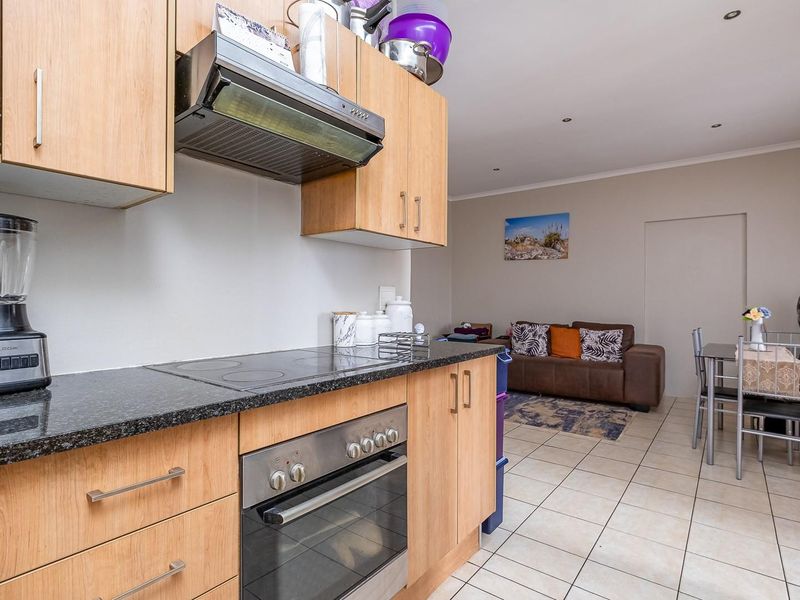 Blackheath’s Best Kept Secret - Dual Living + rental Income - Photo 7