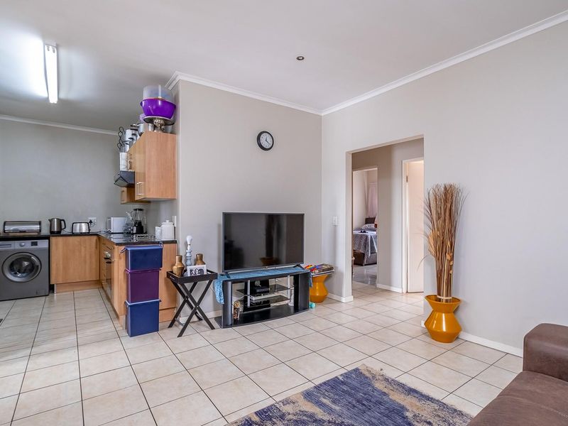 Blackheath’s Best Kept Secret - Dual Living + rental Income - Photo 4