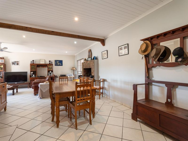 The Luxury Of Space - 3 Bedroom Home Plus 2 Bedroom Flat. - Photo 6