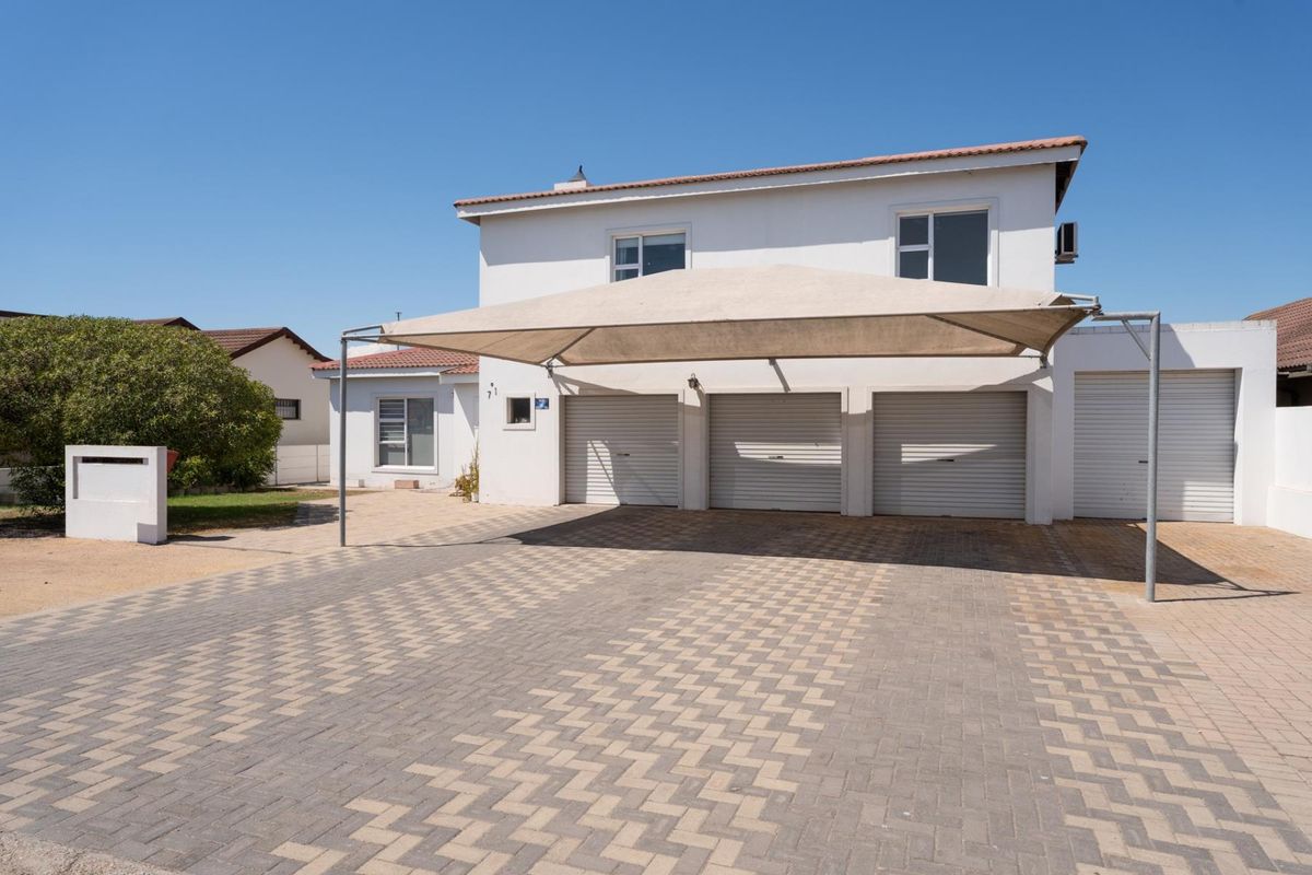 The Luxury Of Space - 3 Bedroom Home Plus 2 Bedroom Flat. - Photo 5