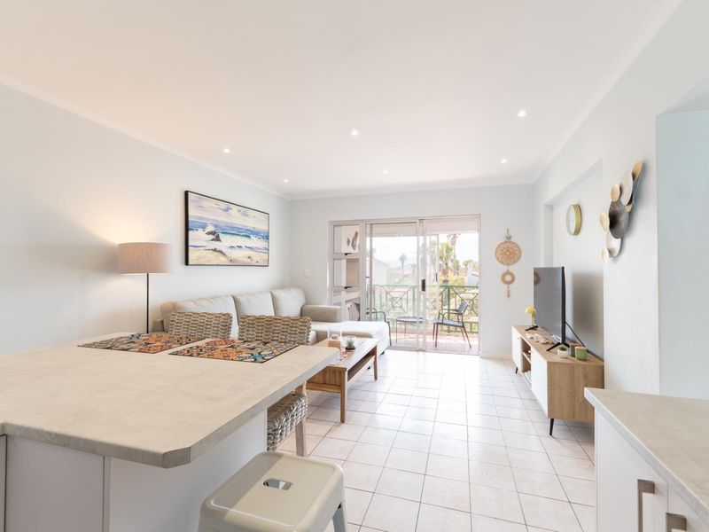 Furnished two bedroom apartment to let - Photo 10