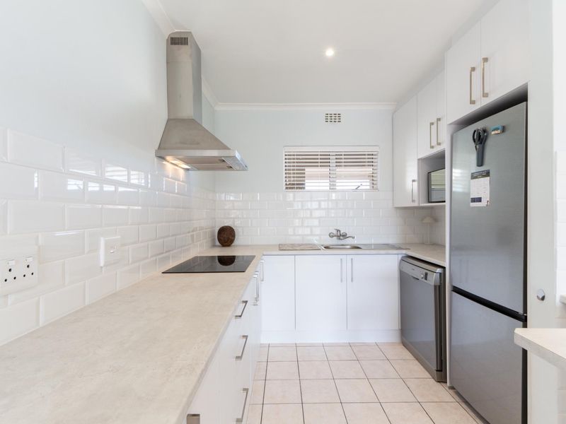 Furnished two bedroom apartment to let - Photo 8