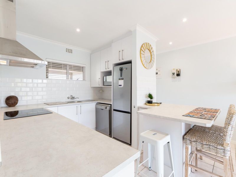 Furnished two bedroom apartment to let - Photo 7