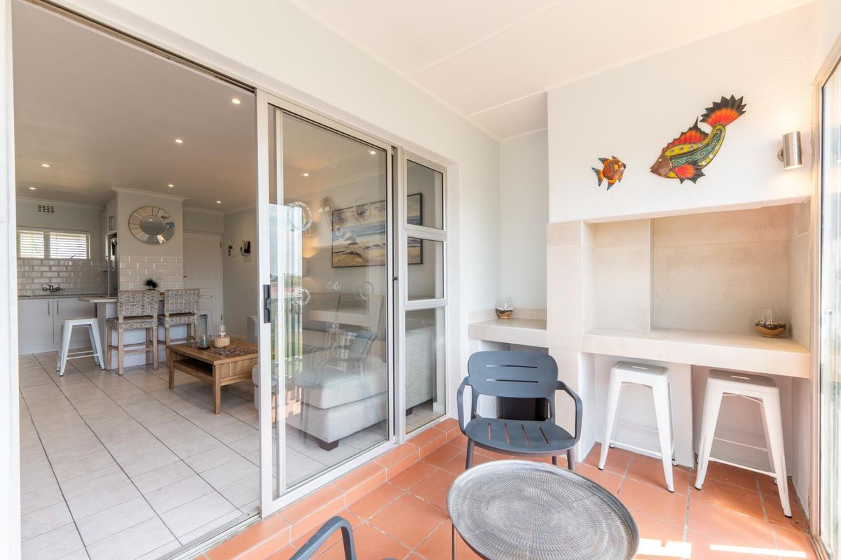 Furnished two bedroom apartment to let - Photo 5