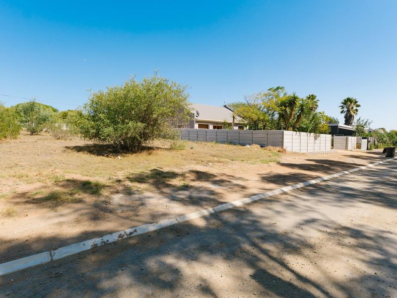 LARGE PLOT -  SERIOUS VALUE - DON’T MISS THIS - Photo 3