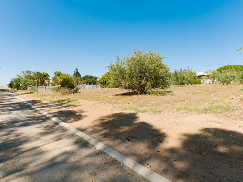 LARGE PLOT -  SERIOUS VALUE - DON’T MISS THIS - Photo 4