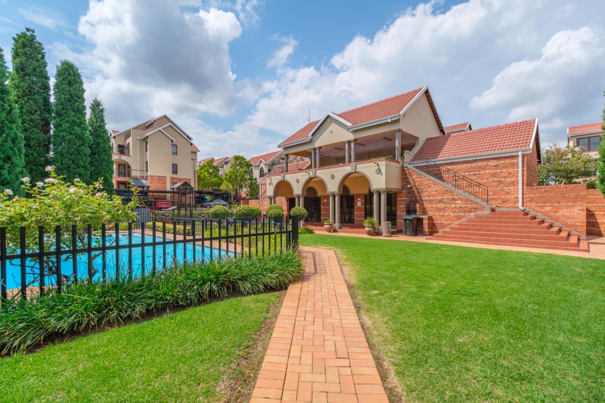 Ground-Floor Gem in Sought-After Epsom Downs, Sandton - Photo 2