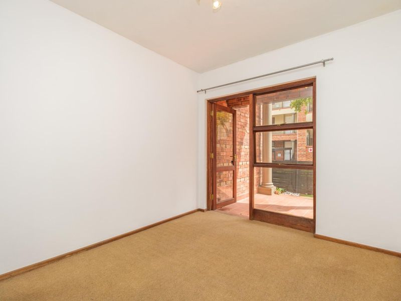 Ground-Floor Gem in Sought-After Epsom Downs / Bryanston - Photo 8