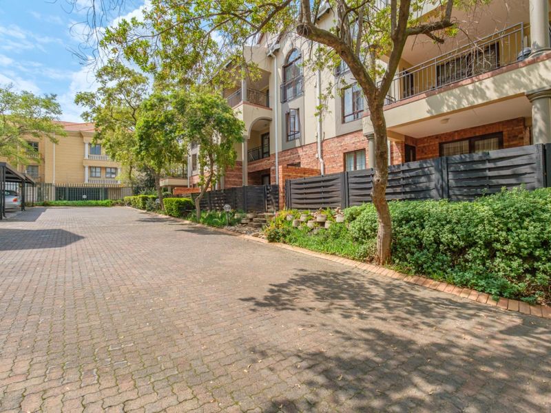 Ground-Floor Gem in Sought-After Epsom Downs / Bryanston - Photo 6