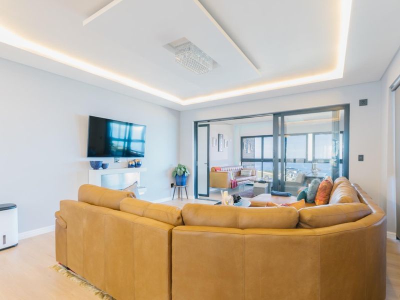 Magnificent house for sale in Le Grand - Fit for royalty!! - Own a piece of heaven!! - Photo 4