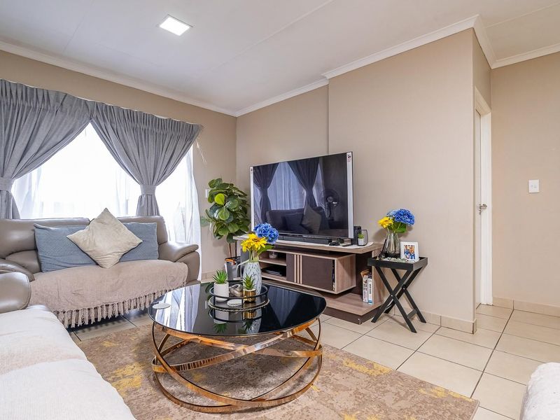 Modern 2-Bedroom Apartment for Sale in Yellowstone - Montana - Photo 8