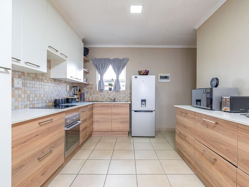 Modern 2-Bedroom Apartment for Sale in Yellowstone - Montana - Photo 3