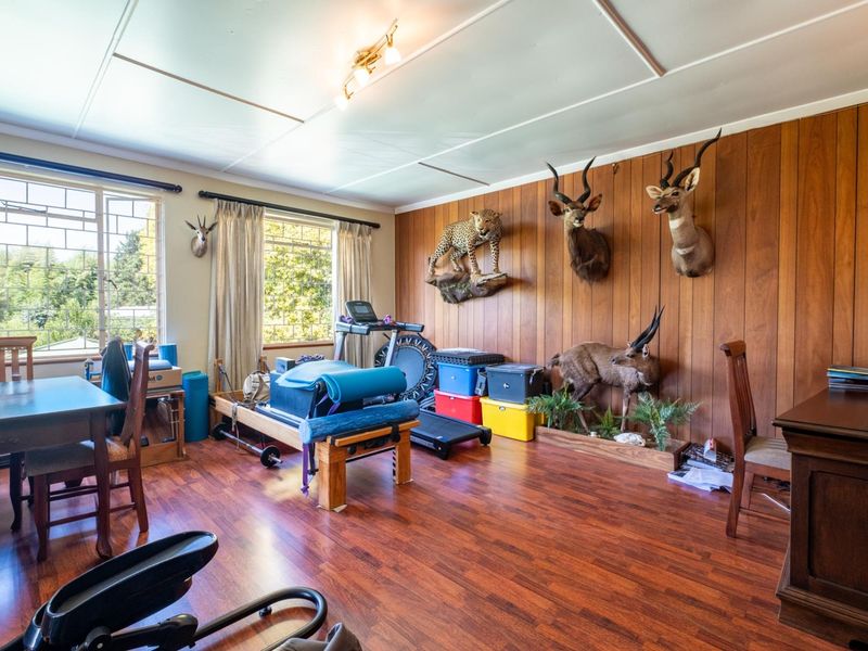 Magnificent Tree-Filled Garden, Full Solar and Endless Potential in Prime Greendale - Photo 10