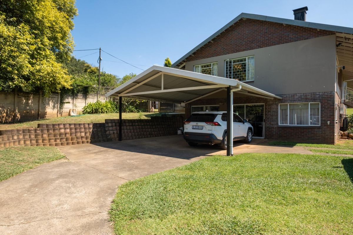 Magnificent Tree-Filled Garden, Full Solar and Endless Potential in Prime Greendale - Photo 5