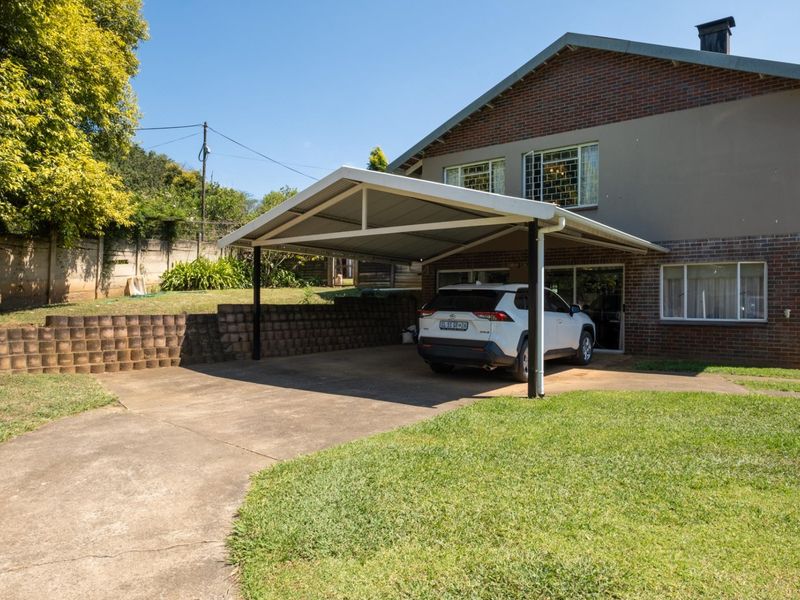 Magnificent Tree-Filled Garden, Full Solar and Endless Potential in Prime Greendale - Photo 5