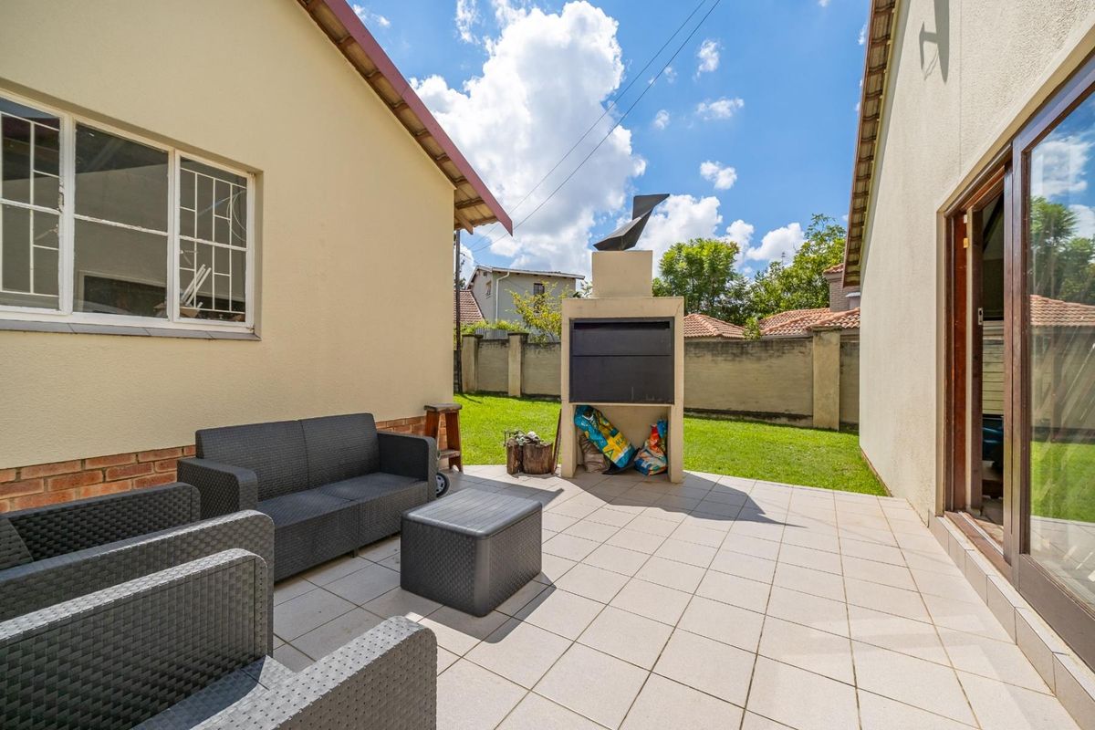 House Under Offer in Jukskei Park Randburg - Photo 3