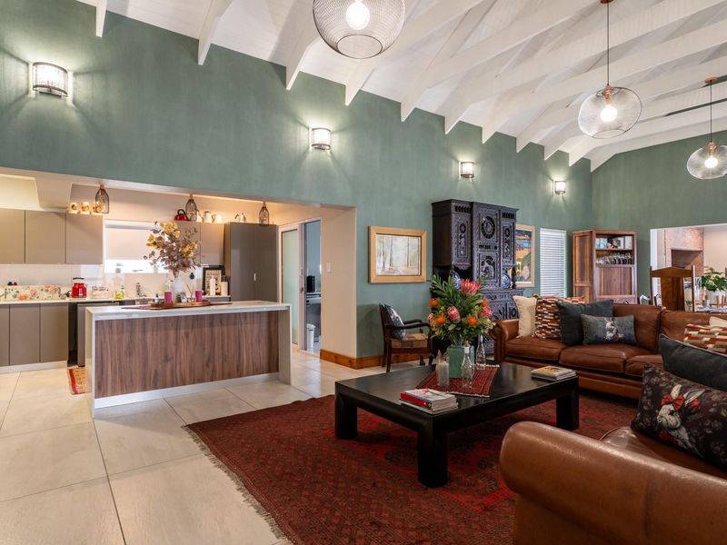 Single Storey Home In Admiral Island - Photo 6