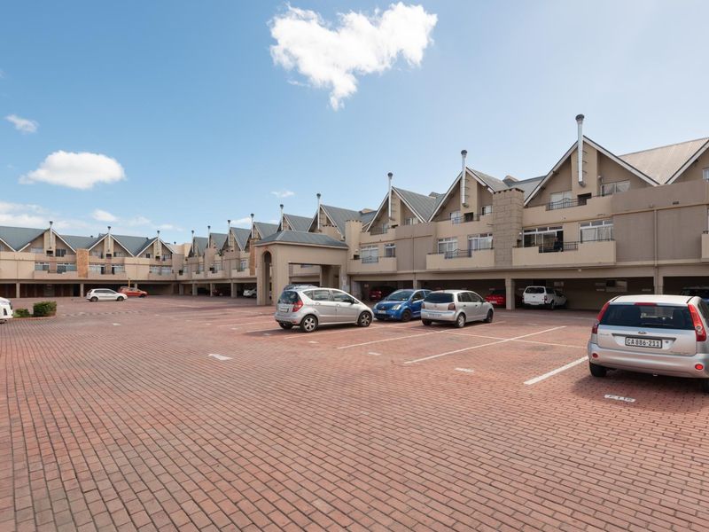 Two Bedroom Investment Apartment - Whispering Pines - Strand - Photo 3