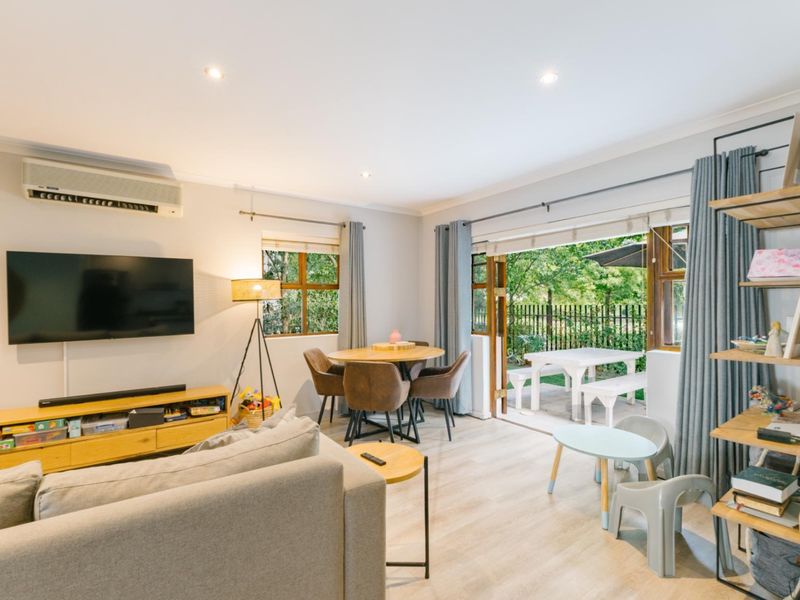 Townhouse Under Offer in Boschenmeer Golf Country Estate Paarl - Photo 6