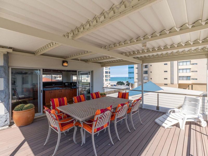 Hidden Gem with Sea and Mountain views in Strand North - Photo 8