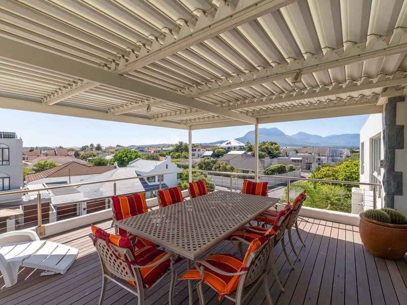 Hidden Gem with Sea and Mountain views in Strand North - Photo 6
