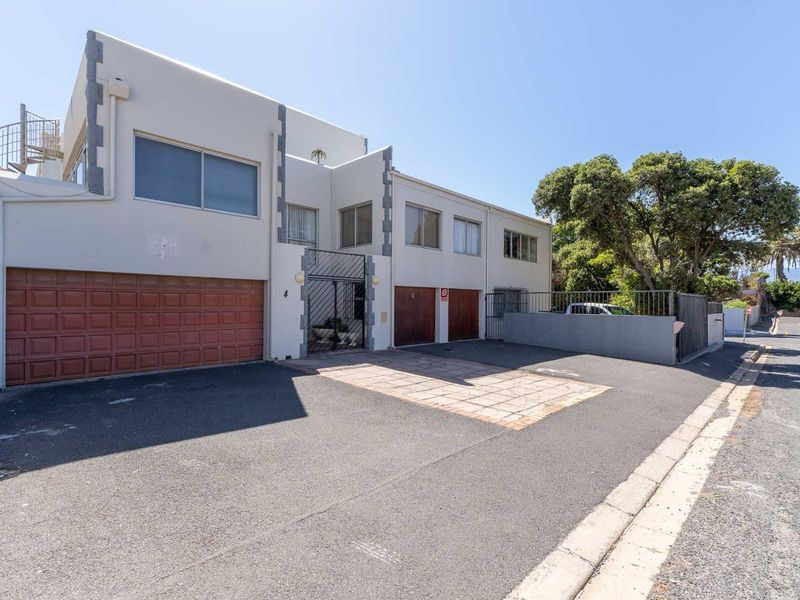 Hidden Gem with Sea and Mountain views in Strand North - Photo 4