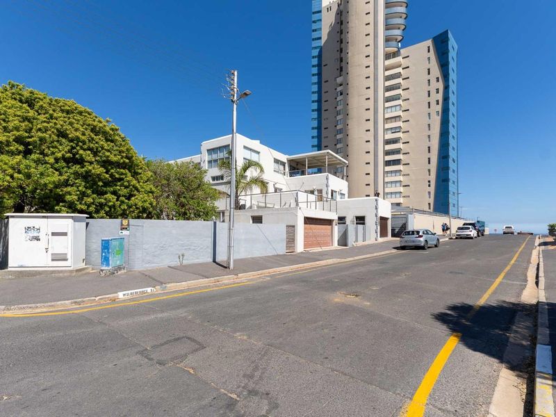 Hidden Gem with Sea and Mountain views in Strand North - Photo 5