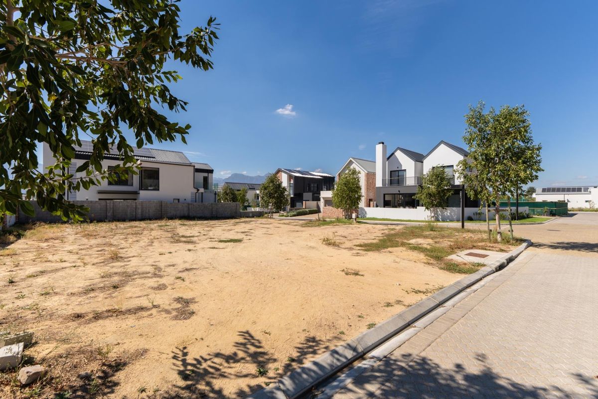 Prime Corner Stand for Sale in Optenhorst Estate - Approved Plans Included - Photo 2