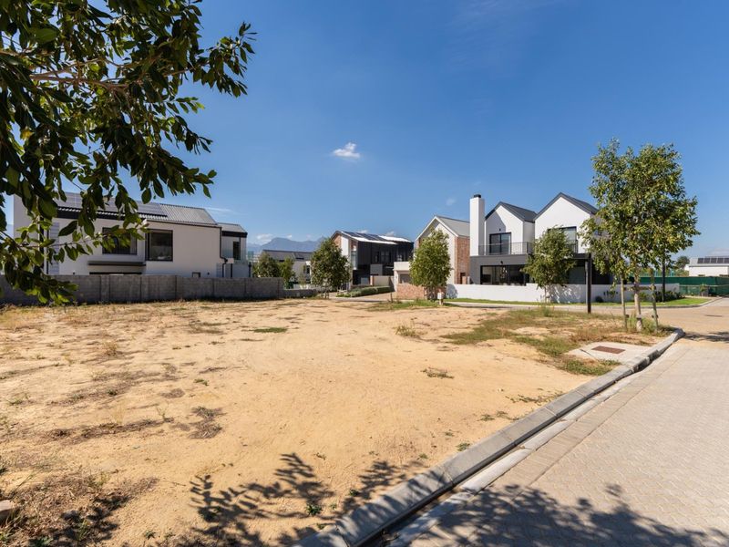 Prime Corner Stand for Sale in Optenhorst Estate - Approved Plans Included - Photo 2