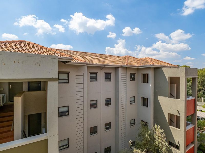 Elevated Living in the Heart of Lonehill - Photo 9