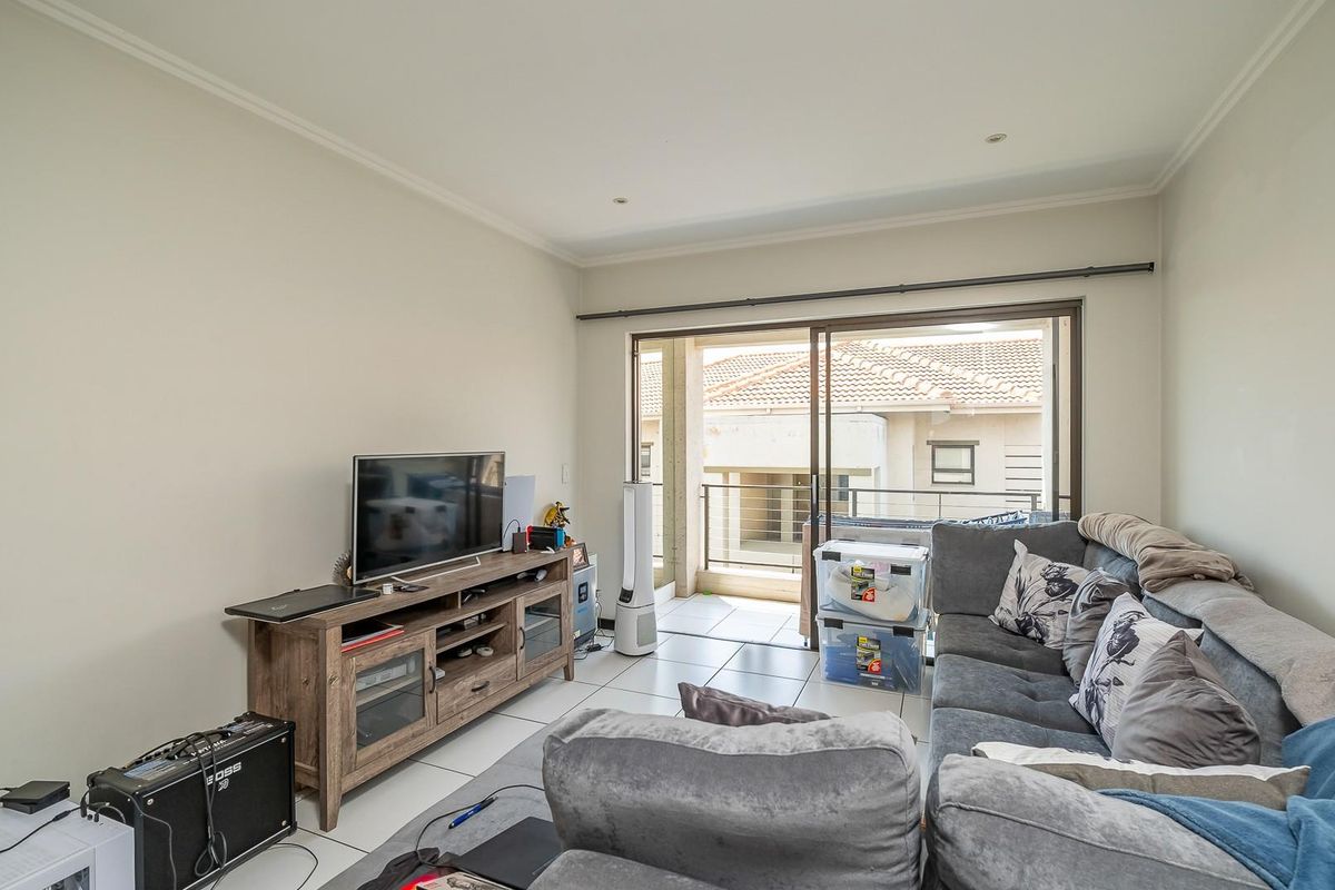 Elevated Living in the Heart of Lonehill - Photo 5