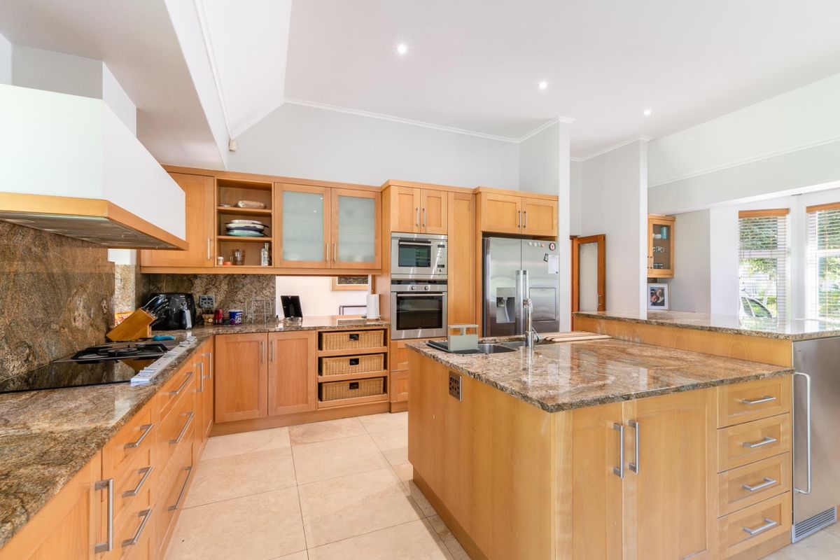 One Level Home on a corner plot - Photo 3