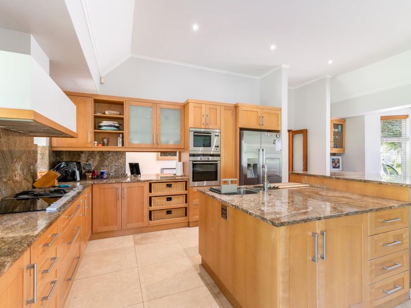 One Level Home on a corner plot - Photo 3