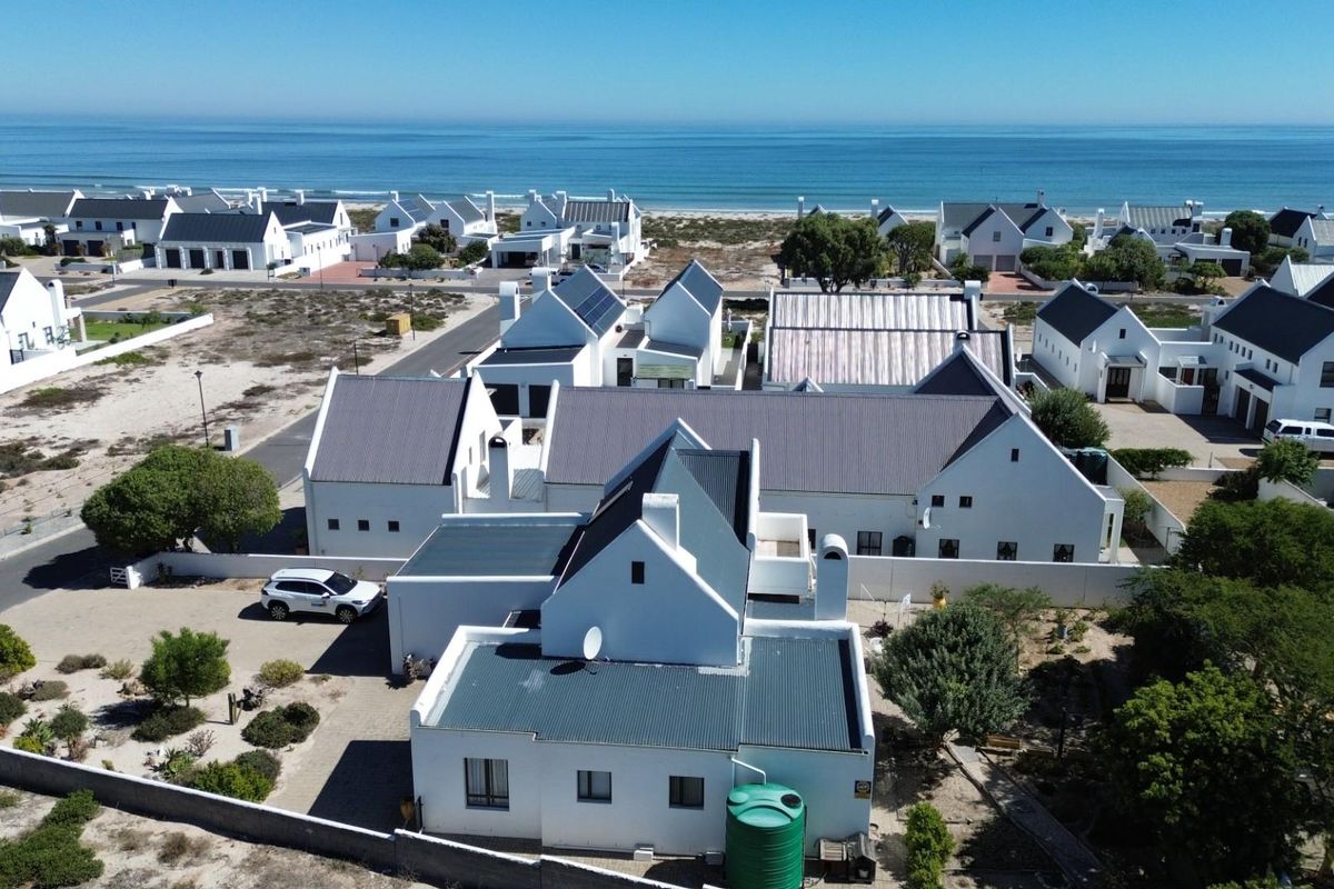 3 Bedroom House For Sale In Dwarskersbos - Photo 2