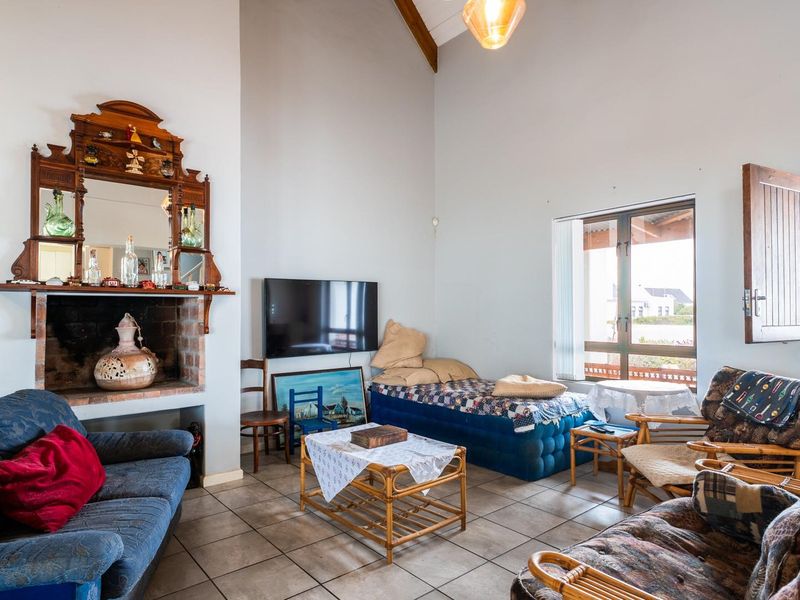 3 Bedroom House For Sale In Dwarskersbos - Photo 6