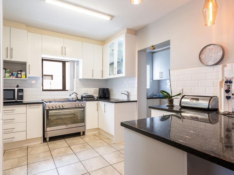 3 Bedroom House For Sale In Dwarskersbos - Photo 9