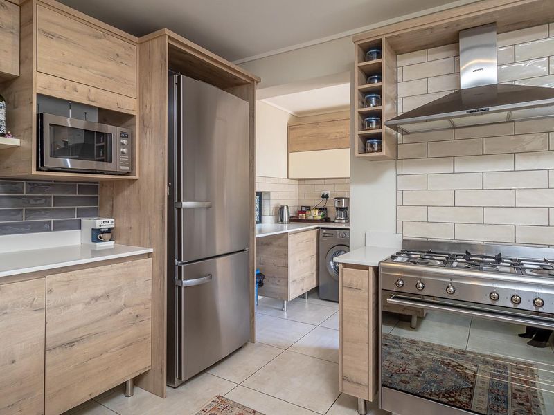 House Under Offer in Ruimsig Roodepoort - Photo 6