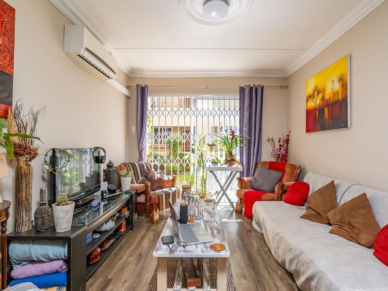 Modern 1-Bedroom Apartment in Secure Ferngate Complex - Dainfern - Photo 5