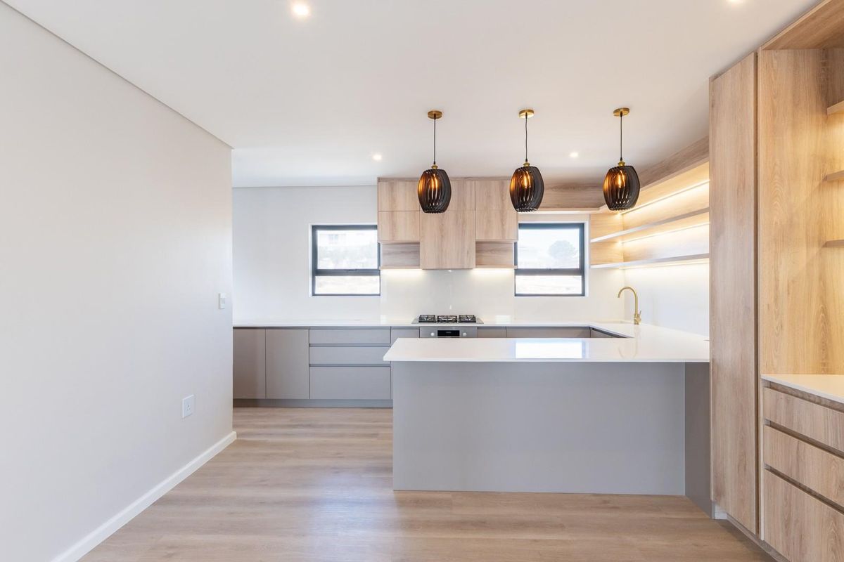 3 Bedroom Home in Leisure Views - One of the Largest Stand in the Estate | No Transfer Duty - Photo 4