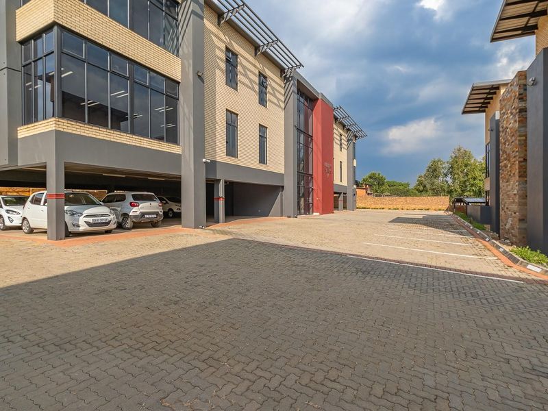 Modern Office Suites | Versatile and Prime Location - Photo 3