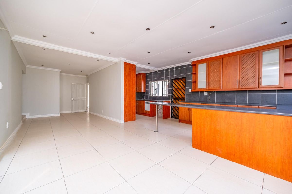 Space, Convenience, and Future Value in one Exceptional Package. - Photo 5