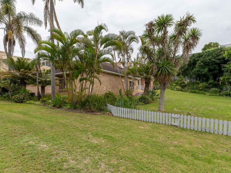 Lagoonside Lifestyle - Photo 10