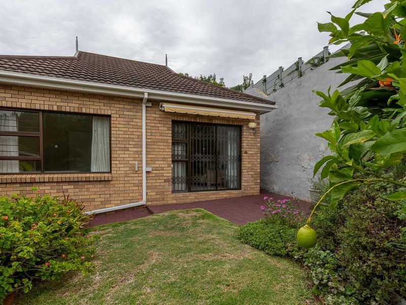 Lagoonside Lifestyle - Photo 8