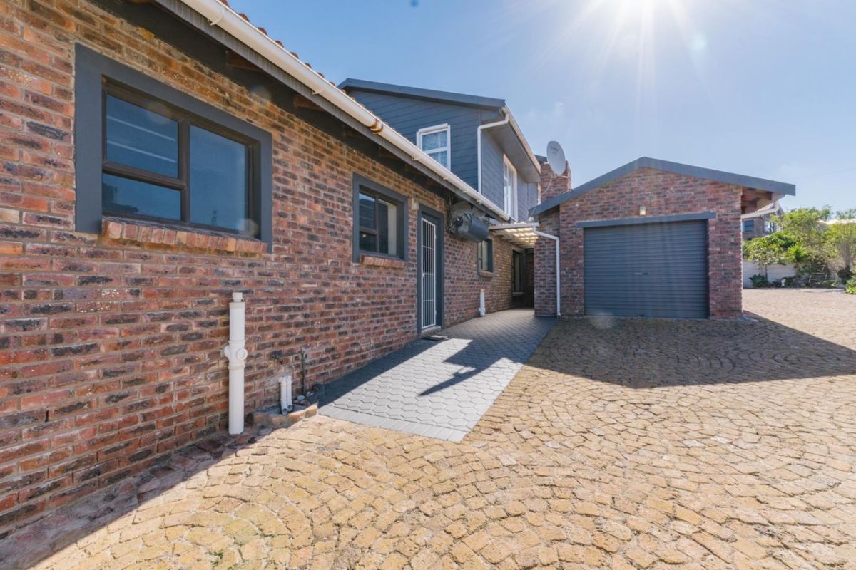 Dual Living Coastal Investment Opportunity with Ocean Views in Dana Bay - Photo 3